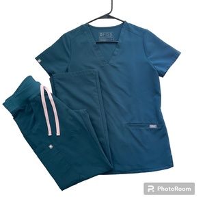 FIGS Scrub Set XS in Caribbean Blue